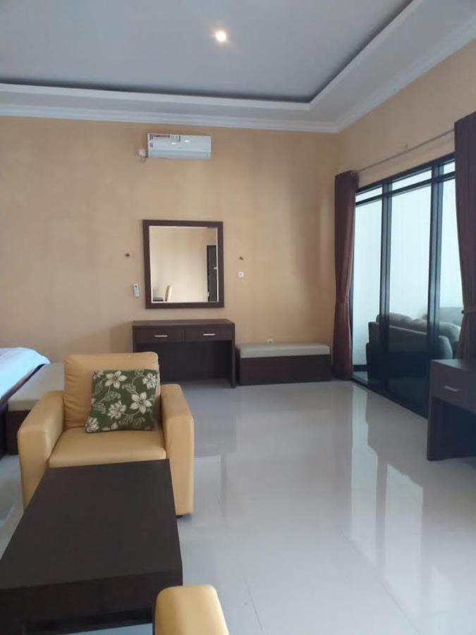 Oase Van Java Salatiga Luaran gambar